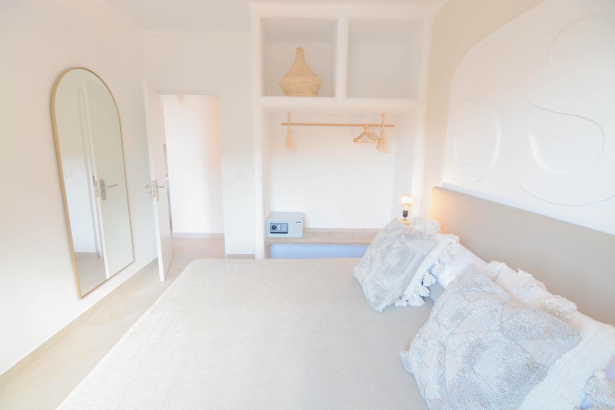 Aparthotel Secret Oasis Ibiza-Only Adults Sant Antoni de Portmany Esterno foto